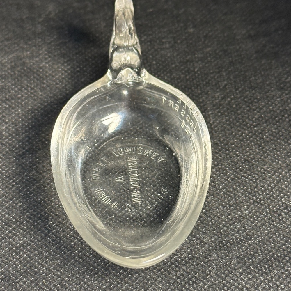 Clear Glass Medicine Spoon - Picture 2 of 6
